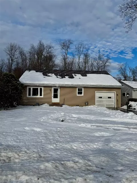 5050 Kinter Hill Rd, Edinboro, PA 16412