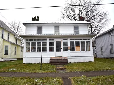 573 Green St, Meadville, PA 16335