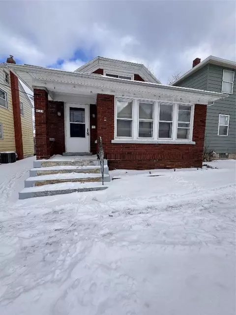 3509 Maple St, Erie, PA 16508