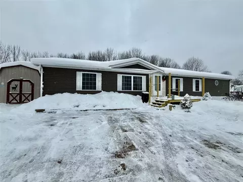 11682 Route 97 N #185, Waterford, PA 16441