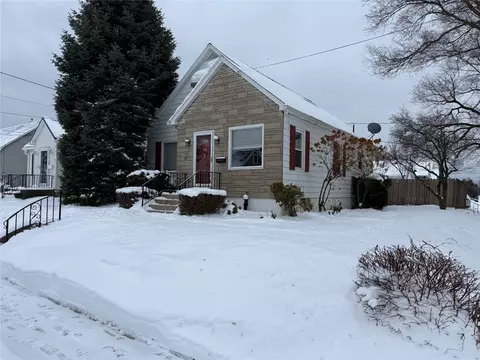 3204 Wayne St, Erie, PA 16504