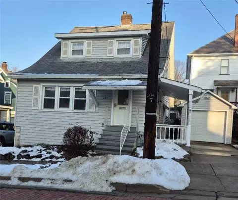 249 Mount Hope St, Meadville, PA 16335