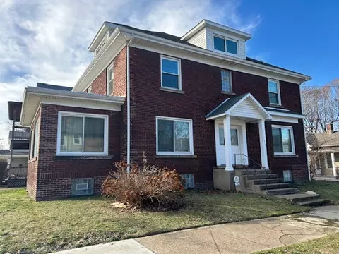 142 Myrtle St, Erie, PA 16507