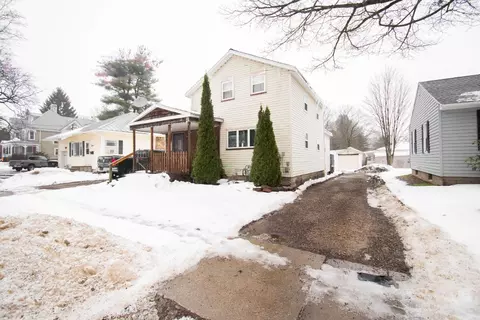 1026 N Center St, Corry, PA 16407