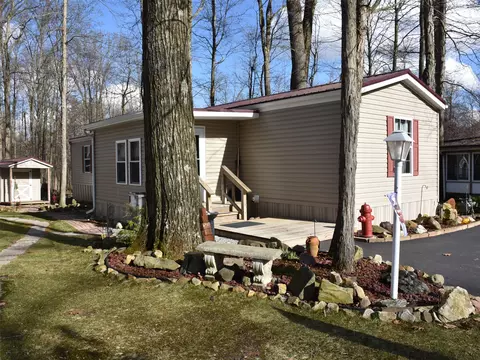 10155 Circle W, Meadville, PA 16335