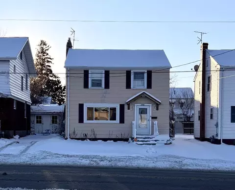 3506 Cherry St, Erie, PA 16508