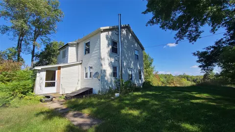10882 Route 97 Hwy, Waterford, PA 16441
