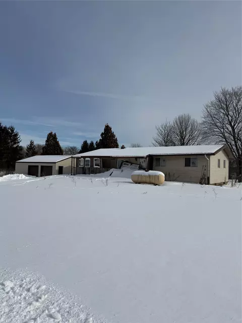 8751 Crossingville Rd, Albion, PA 16401