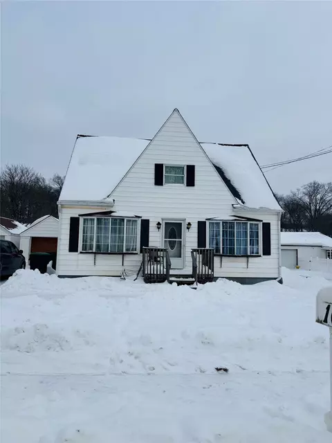 162 N Franklin St, Cochranton, PA 16314