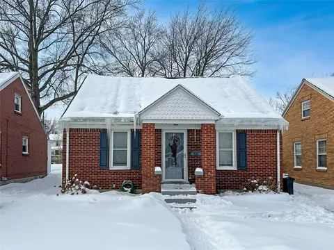 438 Shenley Dr, Erie, PA 16505