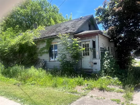 411 Wilson St, Erie, PA 16507