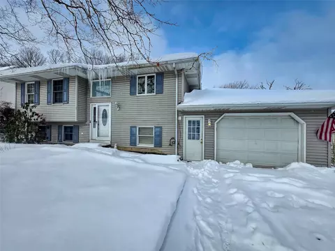 3412 W 41st St, Erie, PA 16506