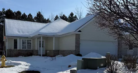 2537 Lilac Ct #38, Erie, PA 16506
