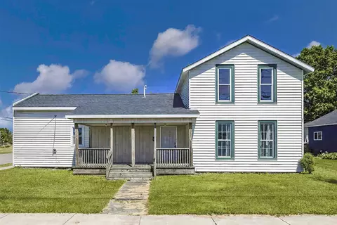 52 Liberty St, North East, PA 16428