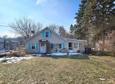 1824 Clifford Dr, Erie, PA 16505