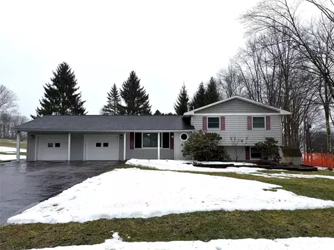 25401 State St, Saegertown, PA 16433