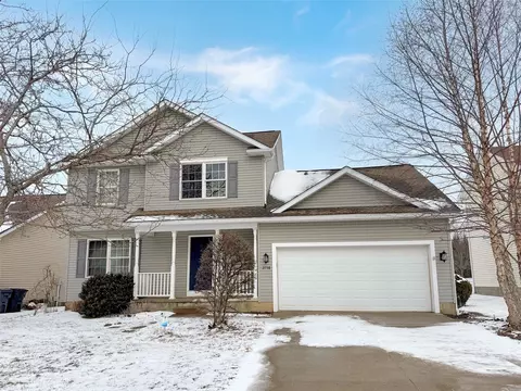 2758 S Birch Run, Erie, PA 16506