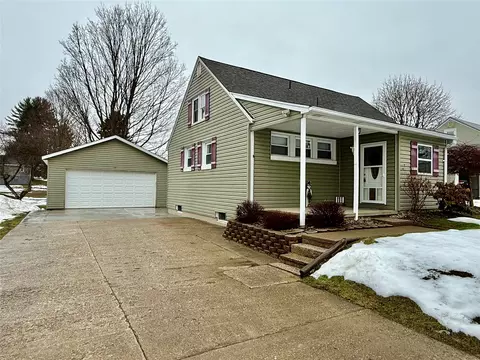 248 E 4th St, Waterford, PA 16441