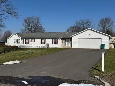 6087 Belle St, Jamestown, PA 16134