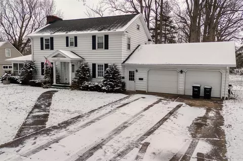 4308 Emmet Dr, Erie, PA 16511