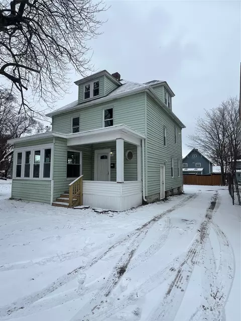 1316 Buffalo Rd, Erie, PA 16503