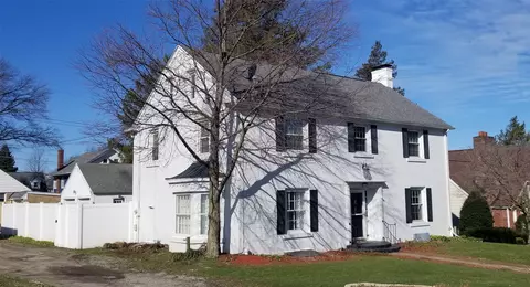 710 Connecticut Dr, Erie, PA 16505