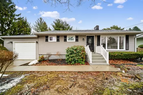 5009 Hillsdale Ave, Erie, PA 16509