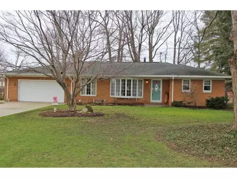 3533 Windsor Dr, Millcreek, PA 16506