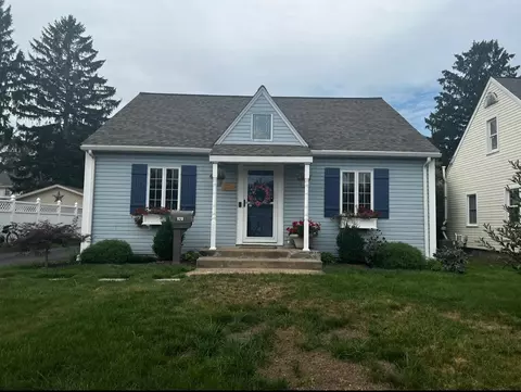 920 Oakmont Ave, Erie, PA 16505