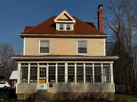 442 Venango Ave, Cambridge Springs, PA 16403