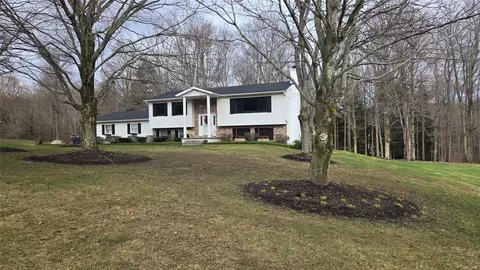 131 Zwilling Rd, Summit, PA 16509