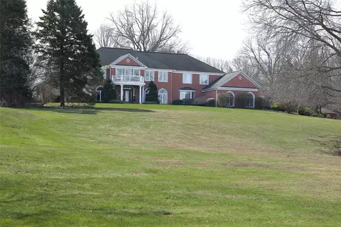 4969 Wolf Rd, Erie, PA 16505