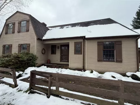 1165 Lee Rd, Waterford, PA 16441