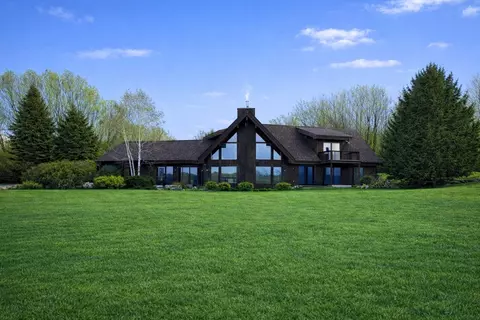11837 Cedar Mill Rd, North East, PA 16428