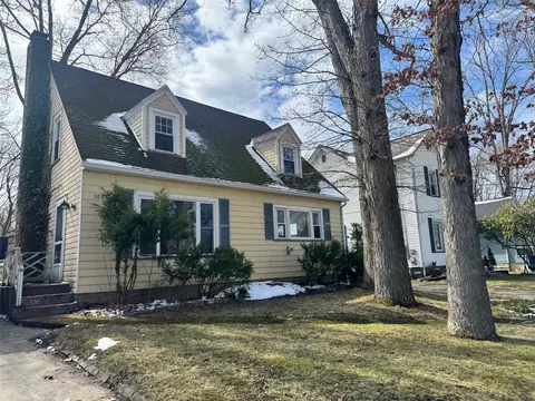 1005 First St, Meadville, PA 16335