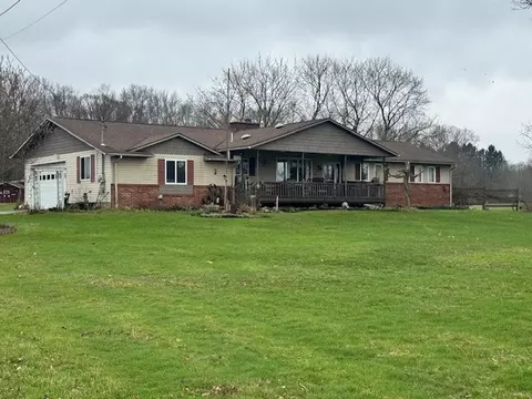 15003 285 Hwy, Conneaut Lake, PA 16316