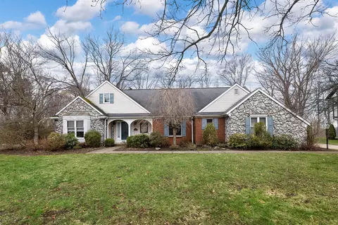 830 Ridgeview Dr, Erie, PA 16505