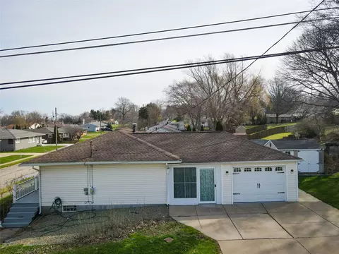 1127 E 40th St, Erie, PA 16504