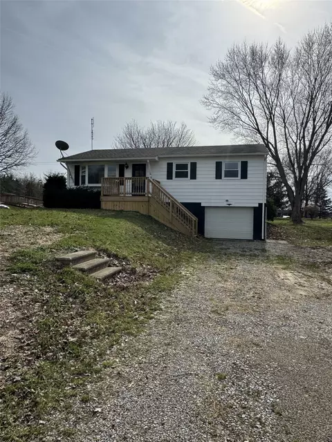 21667 Golden Dr, Meadville, PA 16335