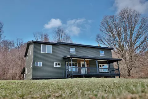 19466 Elgin Rd, Corry, PA 16407