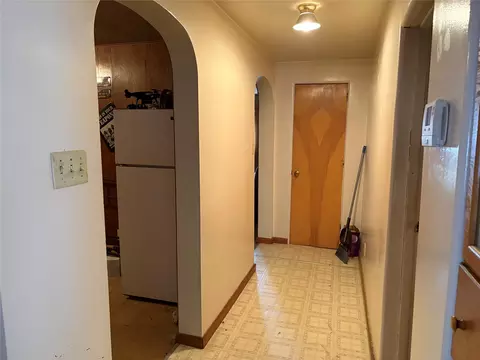 Entry Way - 604 E South St, Corry, PA 16407 photo 2 of 2
