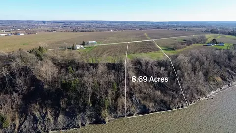 000 E Lake Rd, North East, PA 16428