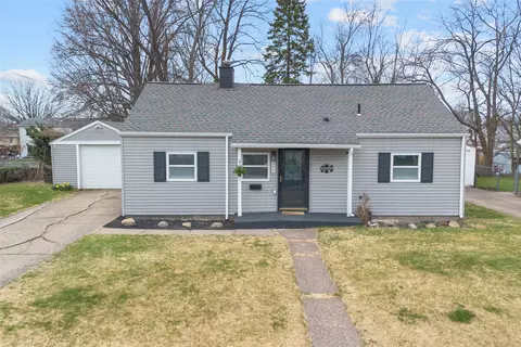 942 W 34th St, Erie, PA 16508