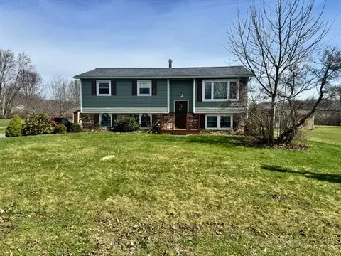 10756 Debra Dr, Meadville, PA 16335