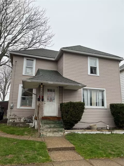 2613 Maple St, Erie, PA 16508