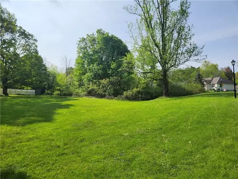 0 Evans Rd, Erie, PA 16509