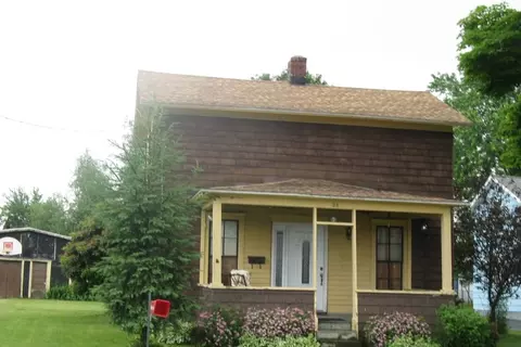 25 Bothel St, North East, PA 16428