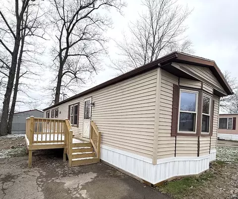11121 Saeger Ln, Meadville, PA 16335