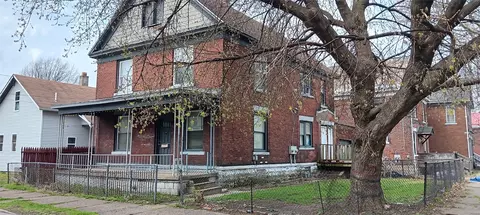 902 W 17th St, Erie, PA 16502