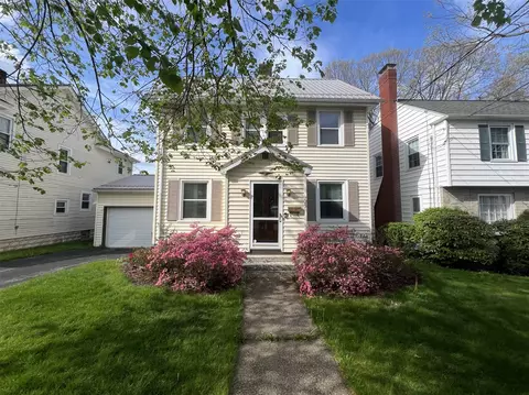 725 Maple St, Meadville, PA 16335